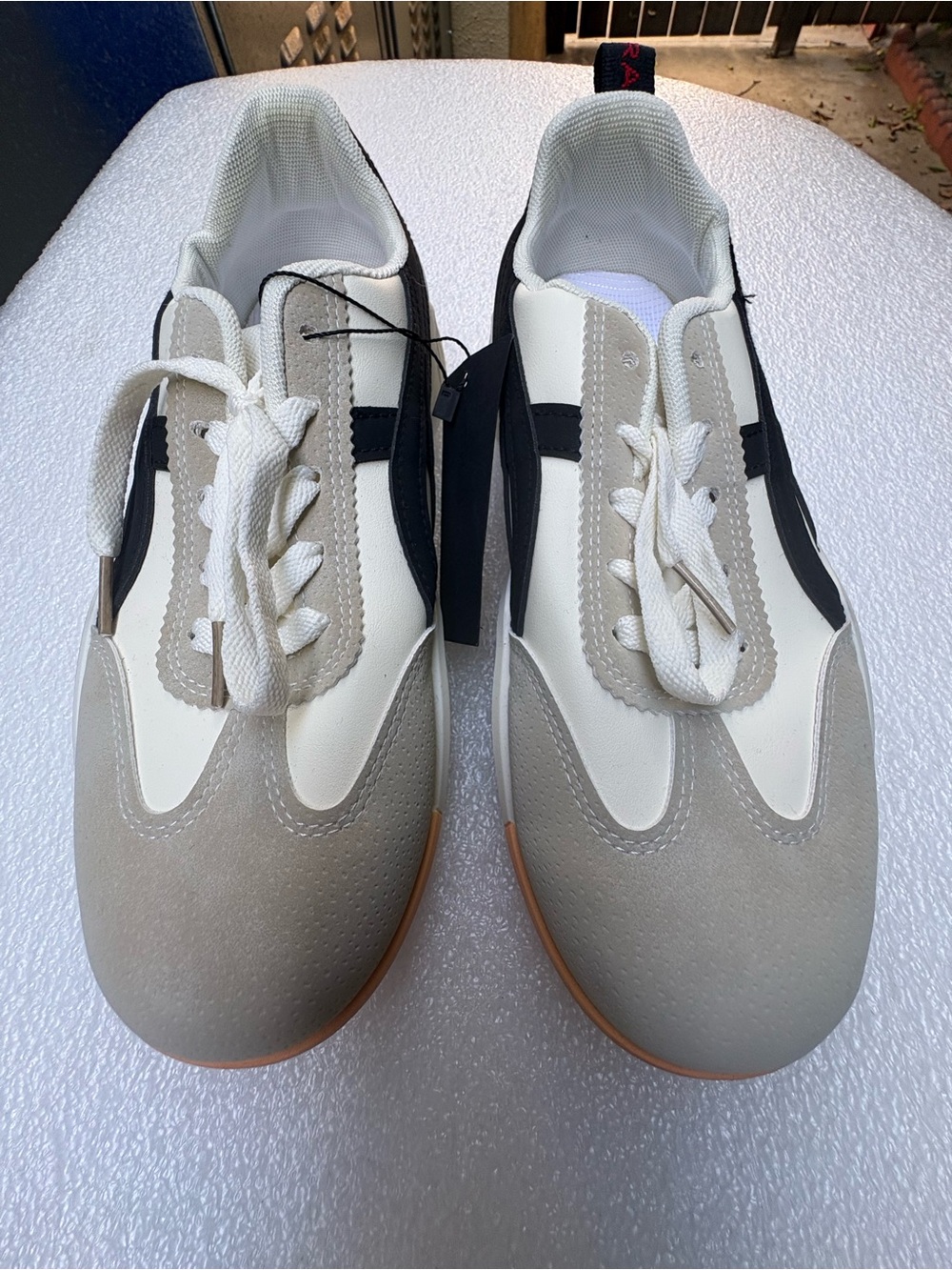 White and Gray Casual Sneakers with Black Accent